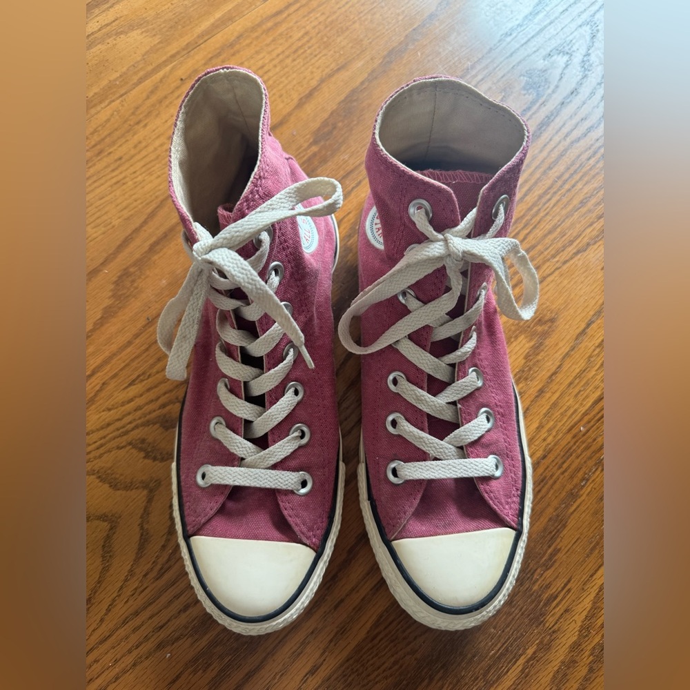 Classic High-Top Sneakers in pink by Converse